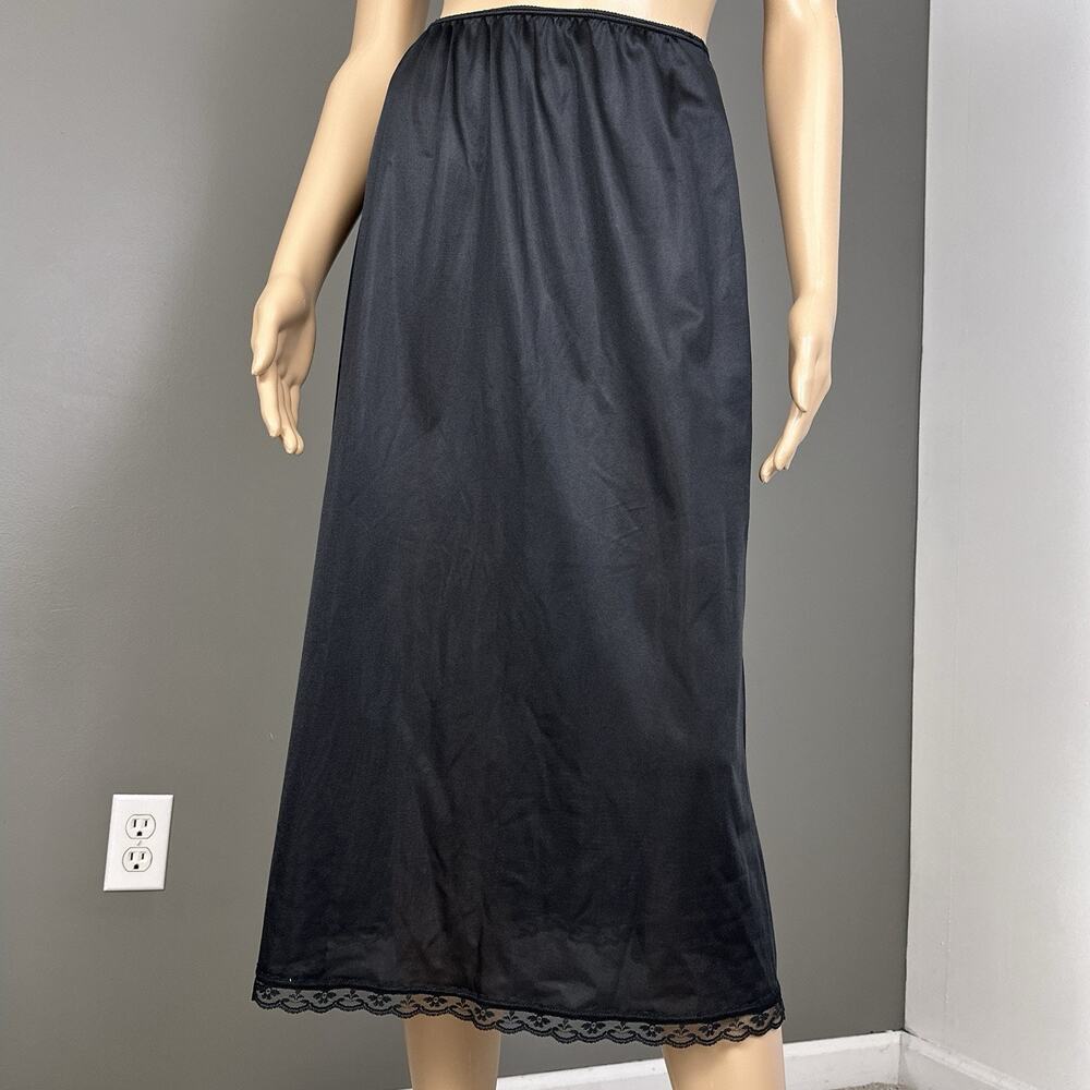Vintage Warner's Perfect Measure Half Slip Midi 31" Medium Black Nylon USA 55300
